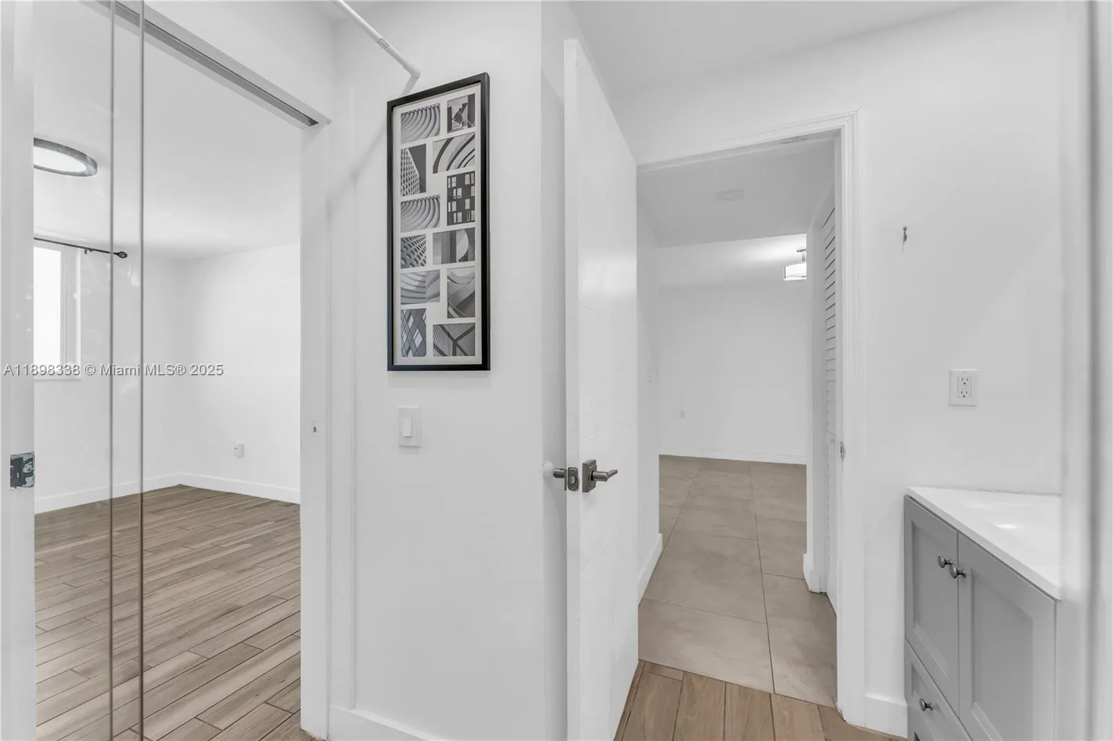 1251 NE 108th St, #810