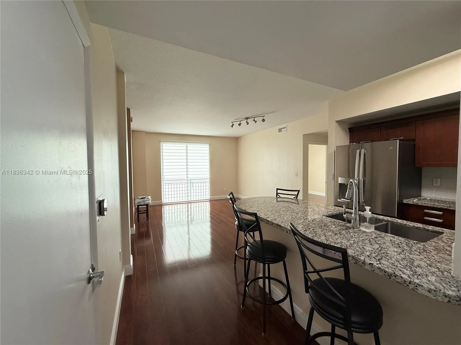 7275 SW 90th Way, #411
