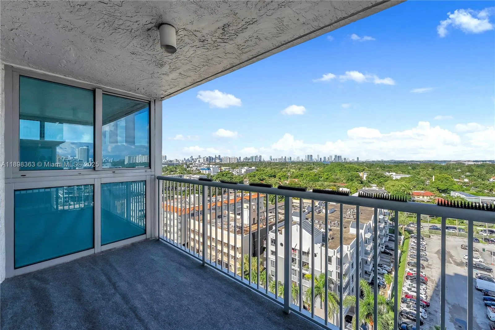 2655 Collins Ave, #1502