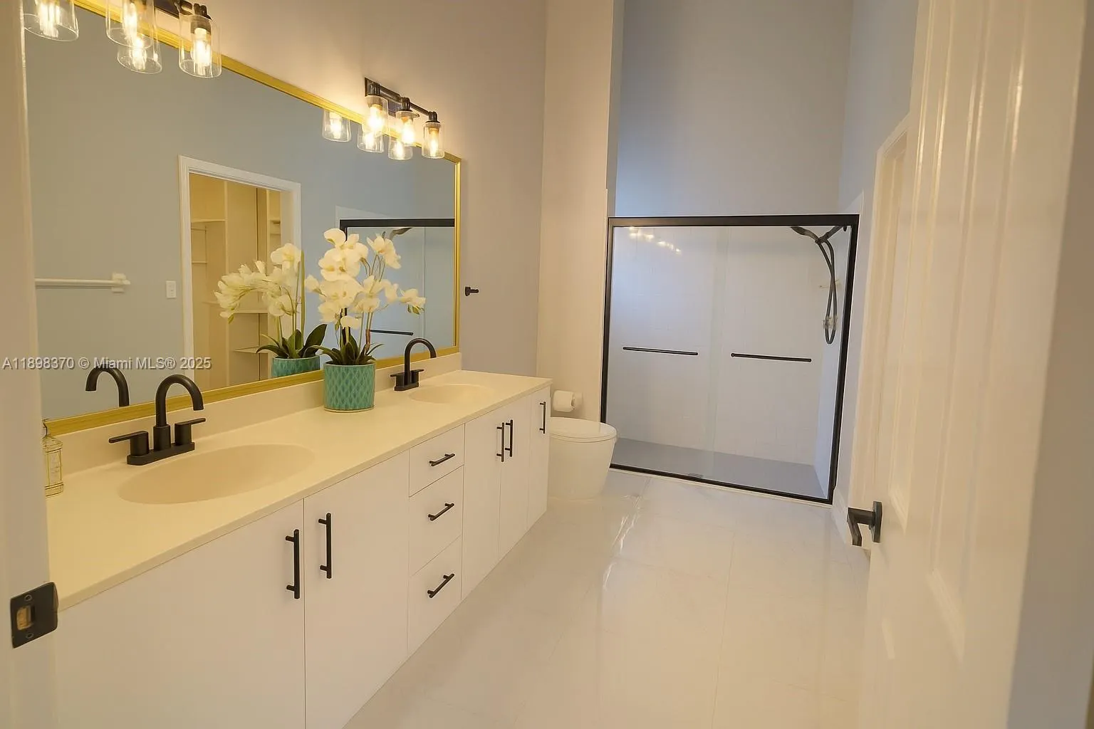 13026 Hampton Lakes Cir