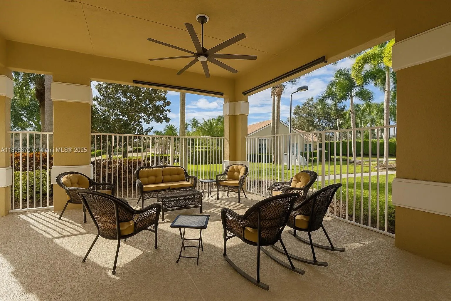 13026 Hampton Lakes Cir