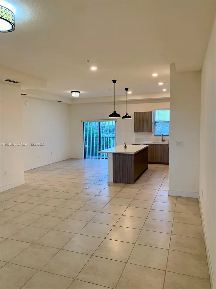 10455 NW 82nd St, #33