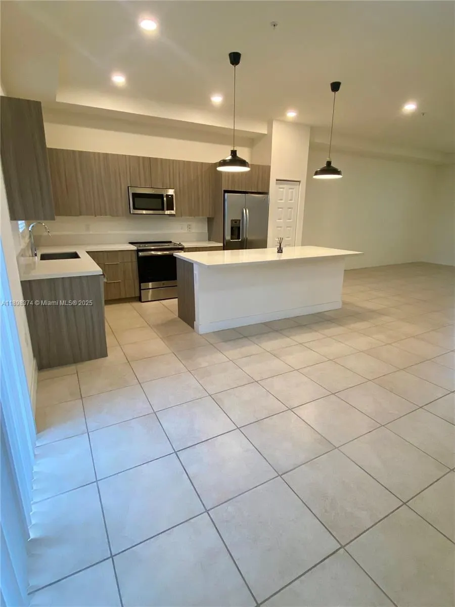 10455 NW 82nd St, #33