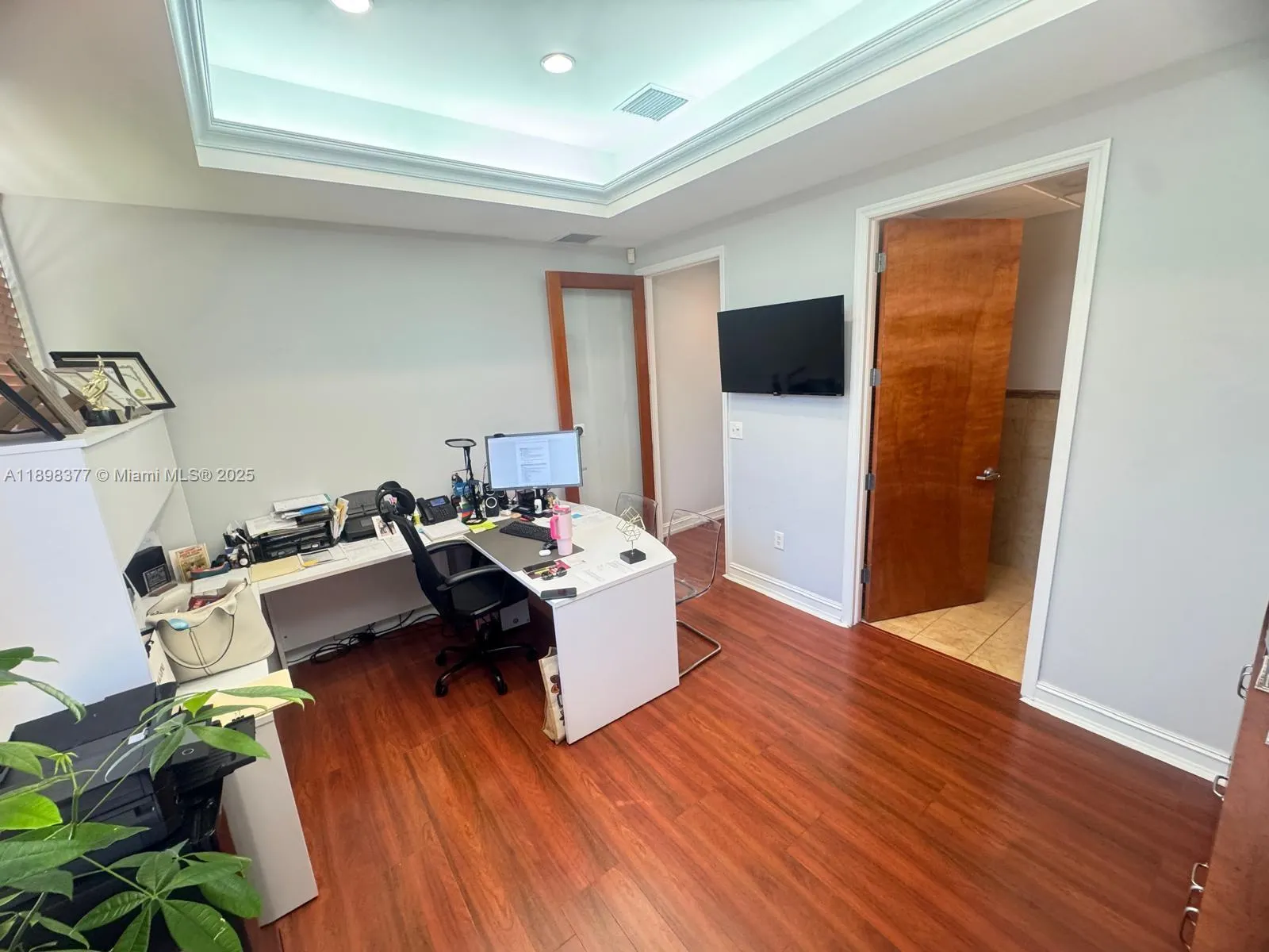 9710 Stirling Rd, #104A-105