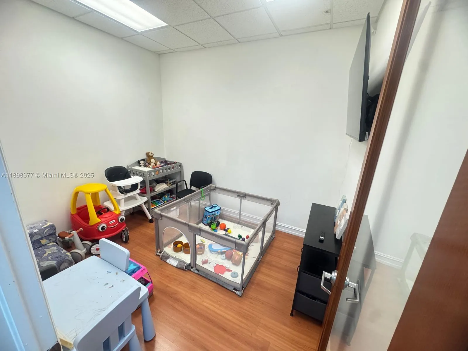 9710 Stirling Rd, #104A-105