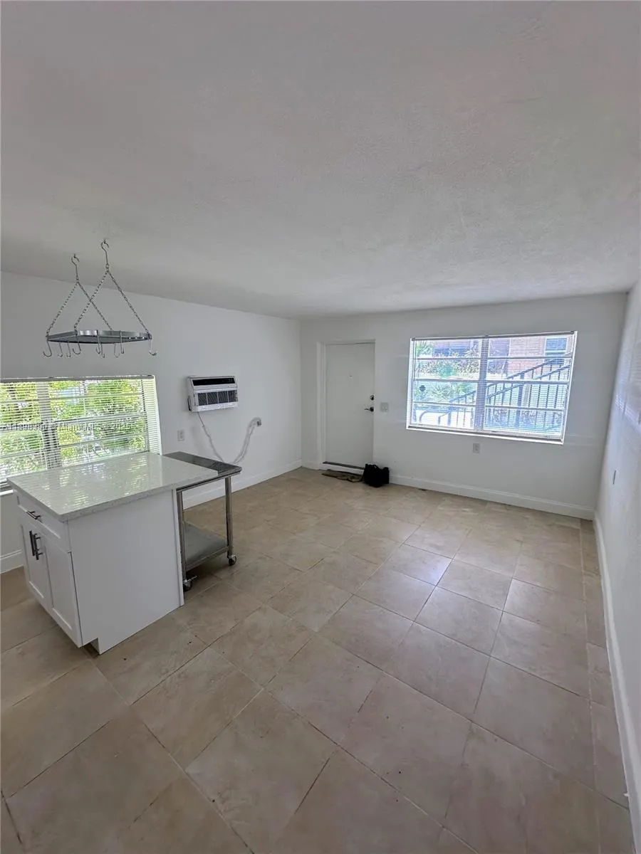 9064 Collins Ave, #C-19