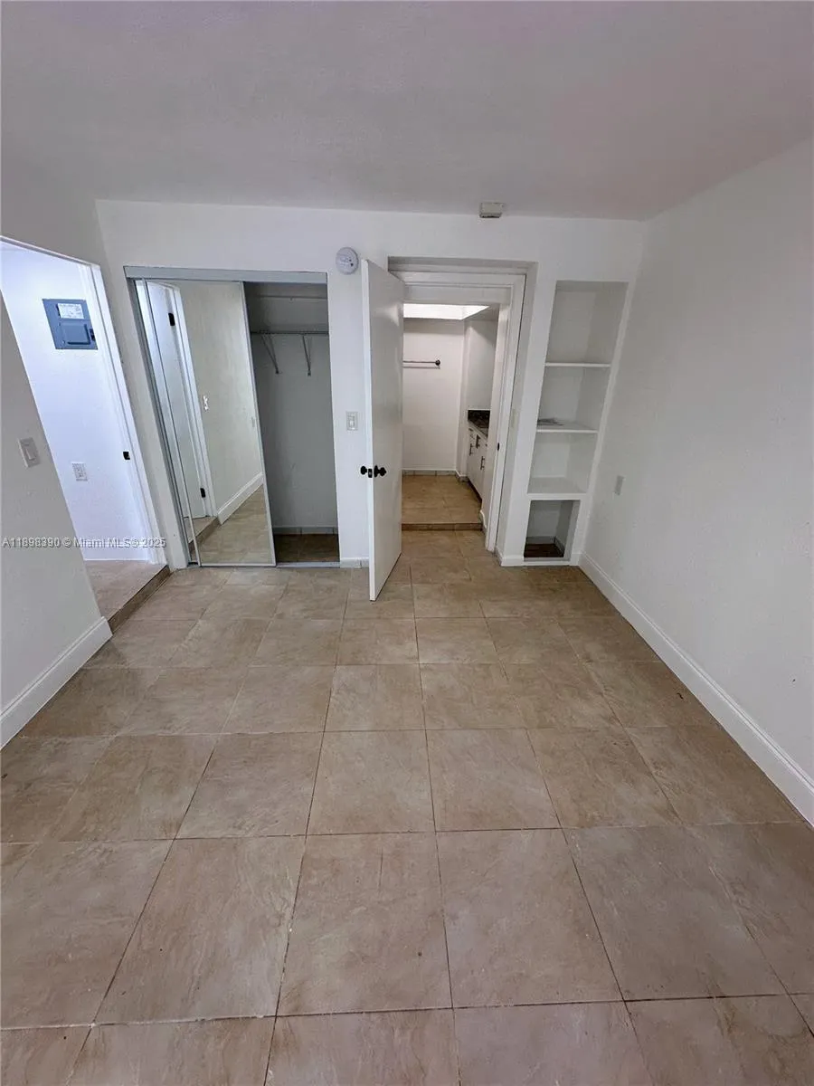 9064 Collins Ave, #C-19