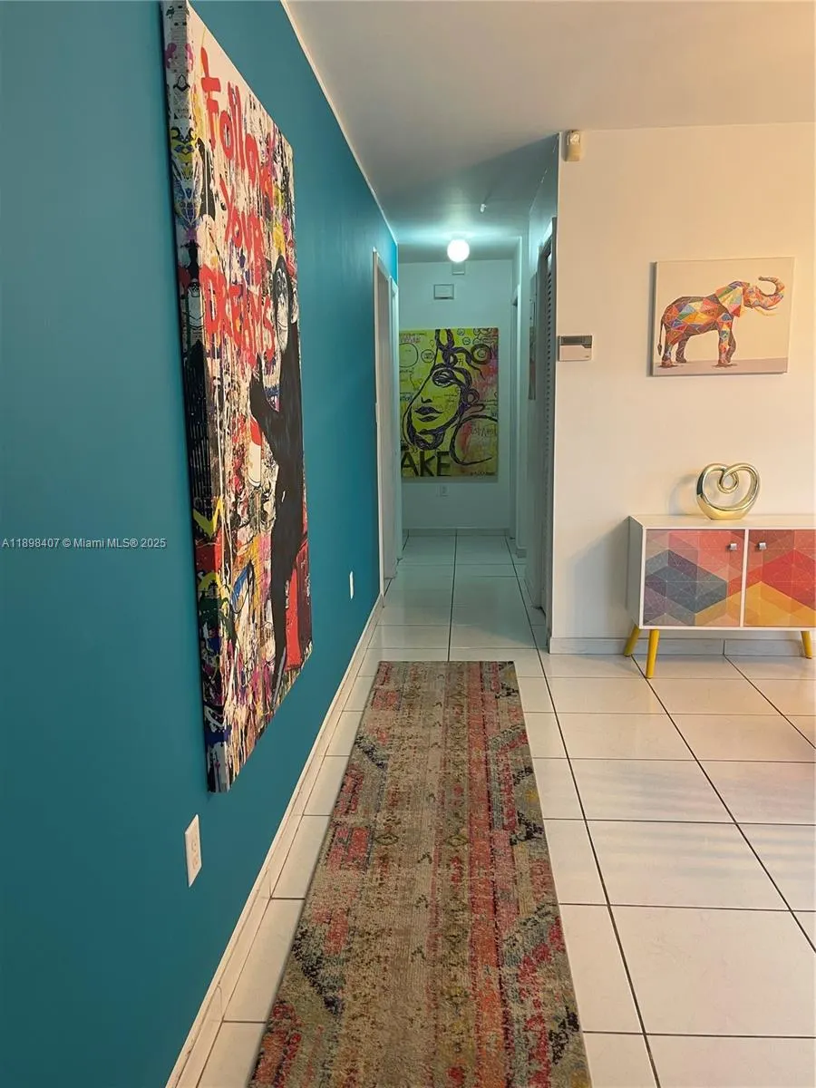 4521 NW 4th St, #4521