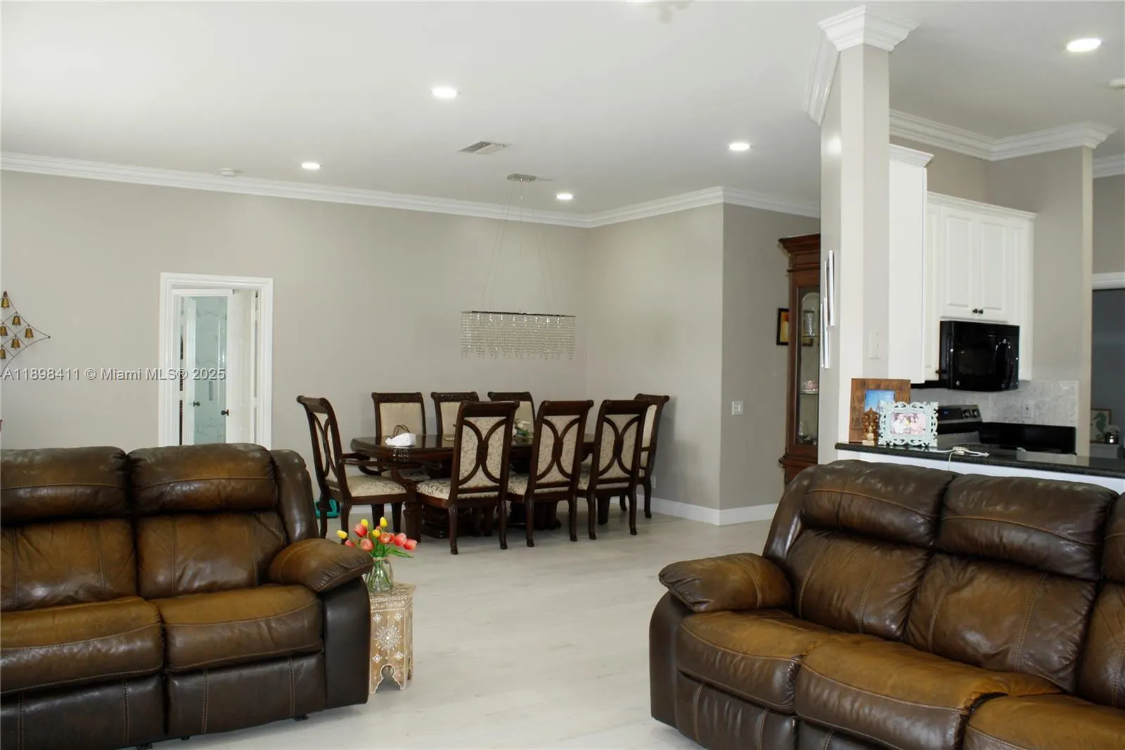 1096 Fairfield Meadows Dr