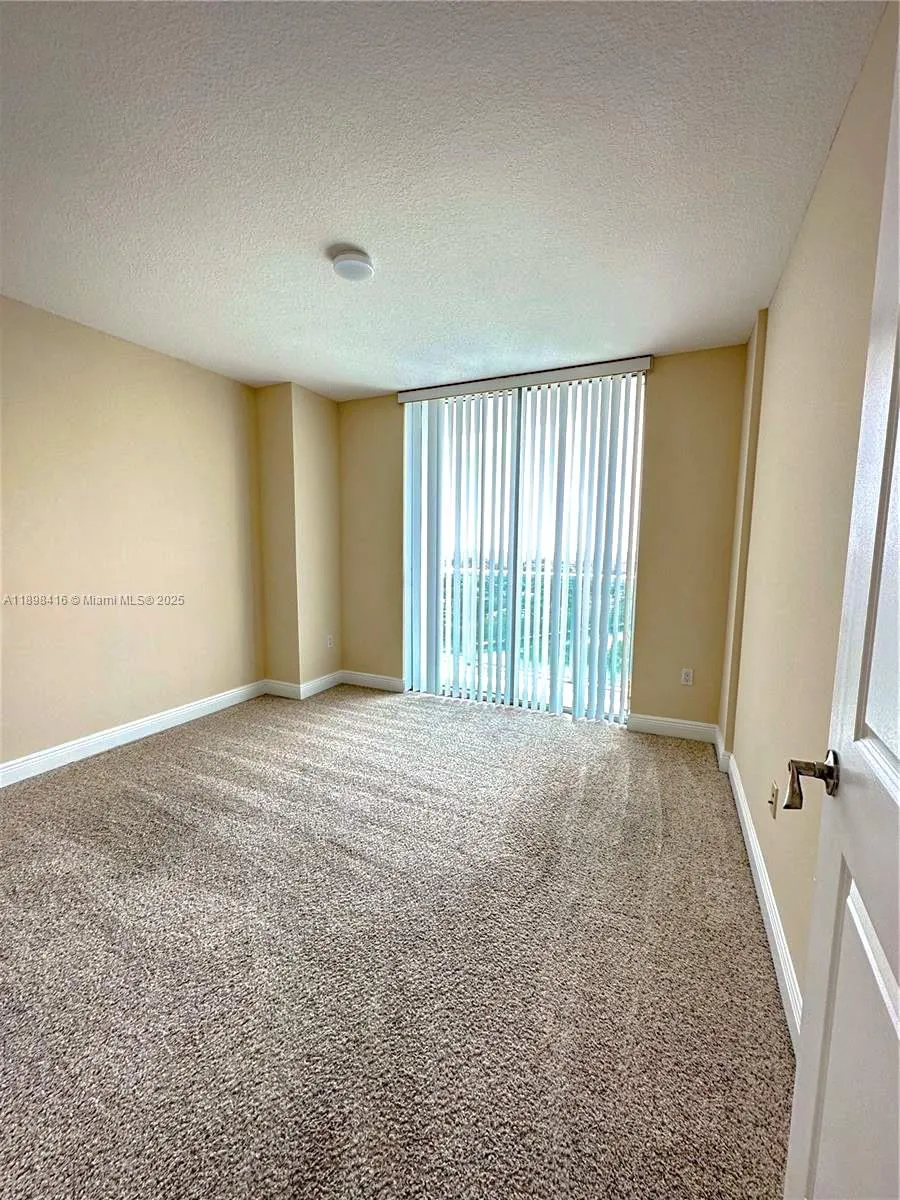 2681 N Flamingo Rd, #1704S