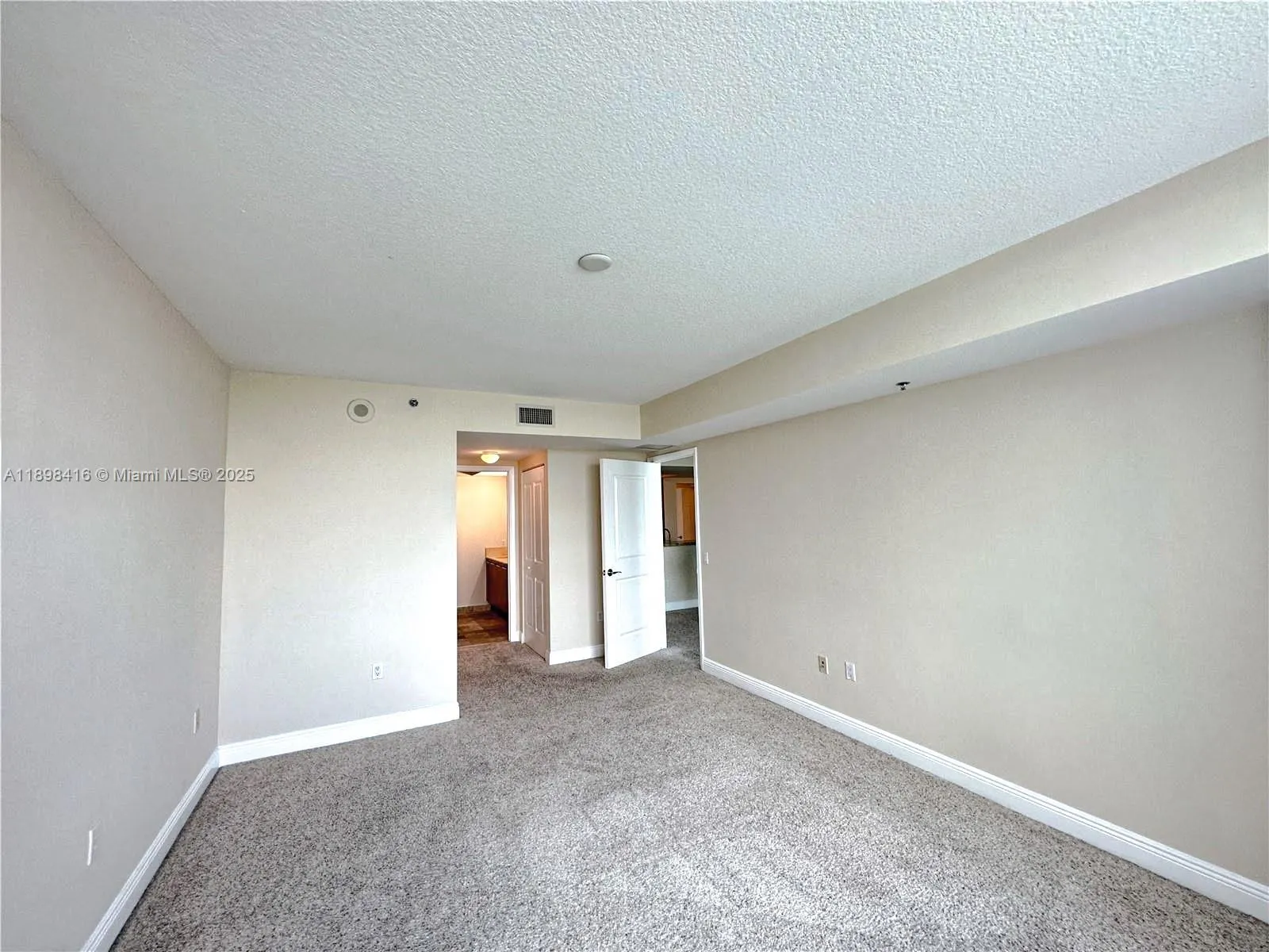 2681 N Flamingo Rd, #1704S