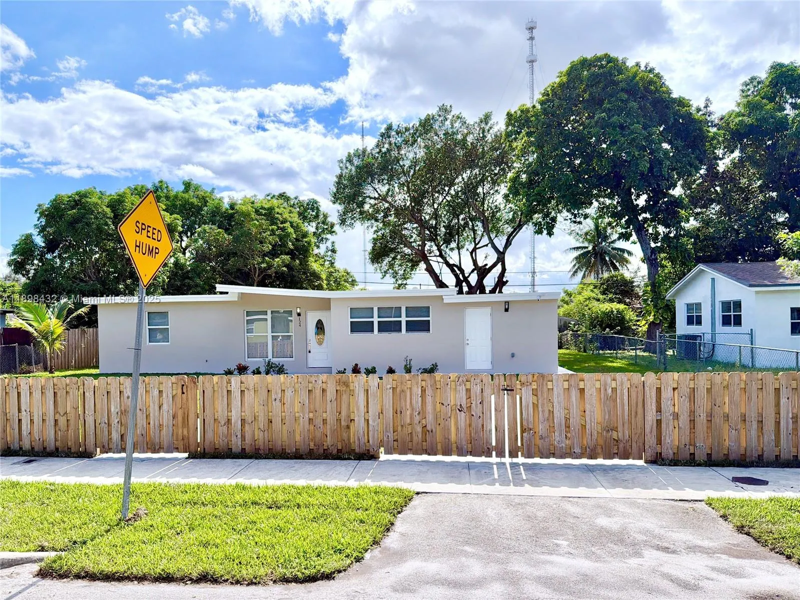 124 Harvard Rd