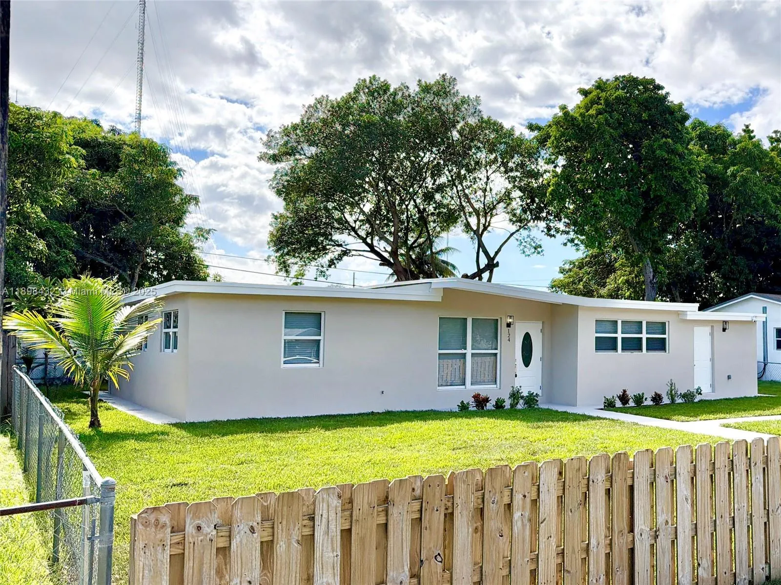 124 Harvard Rd