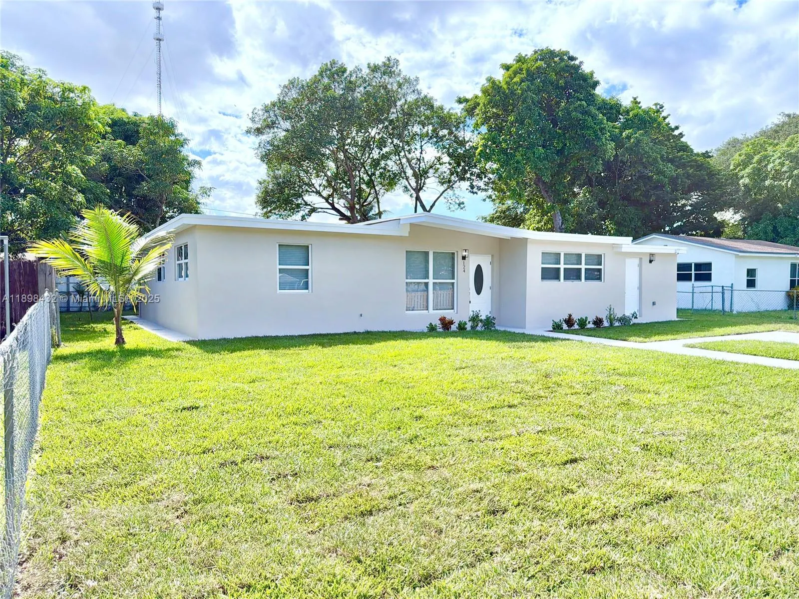 124 Harvard Rd