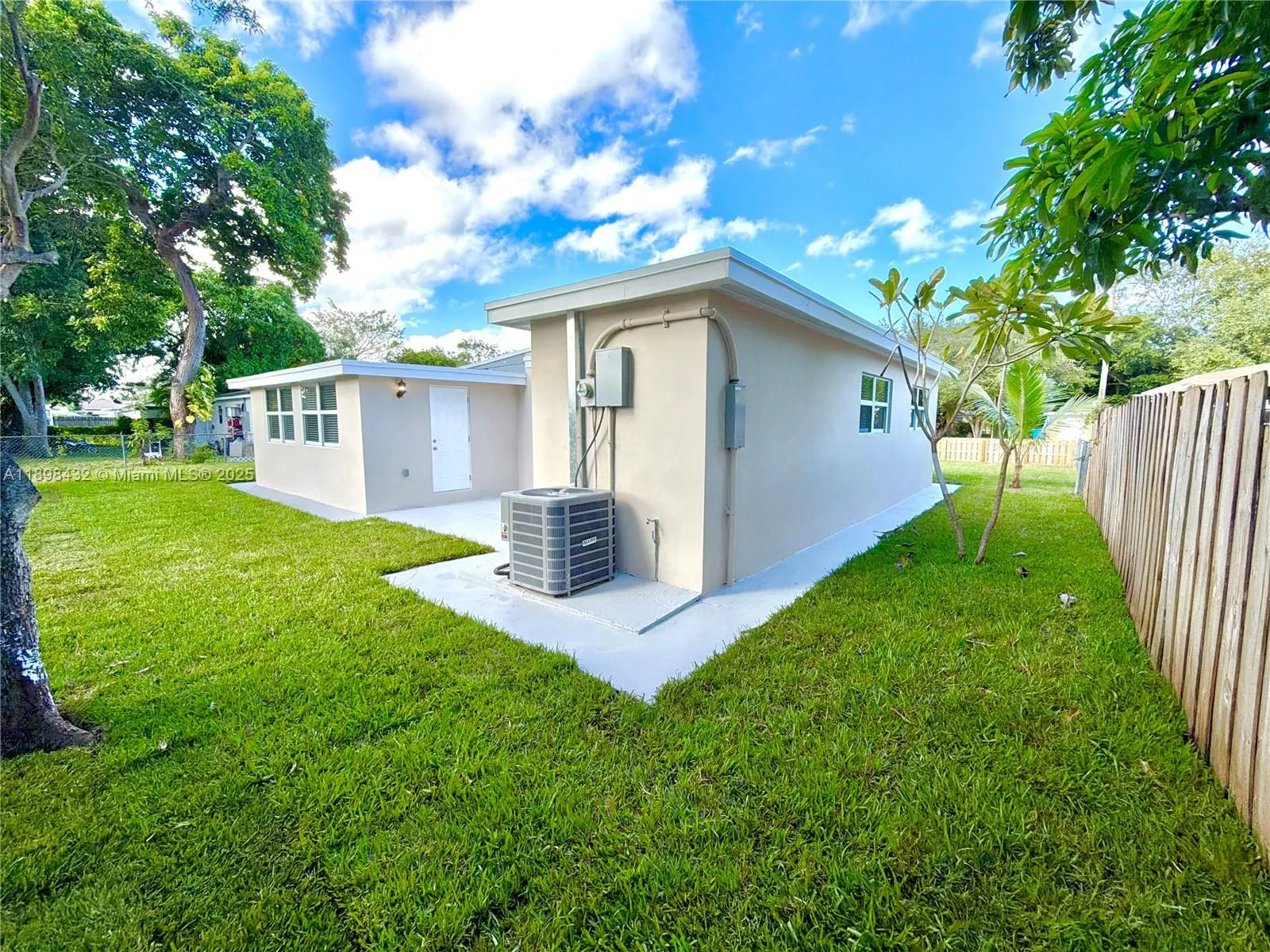 124 Harvard Rd