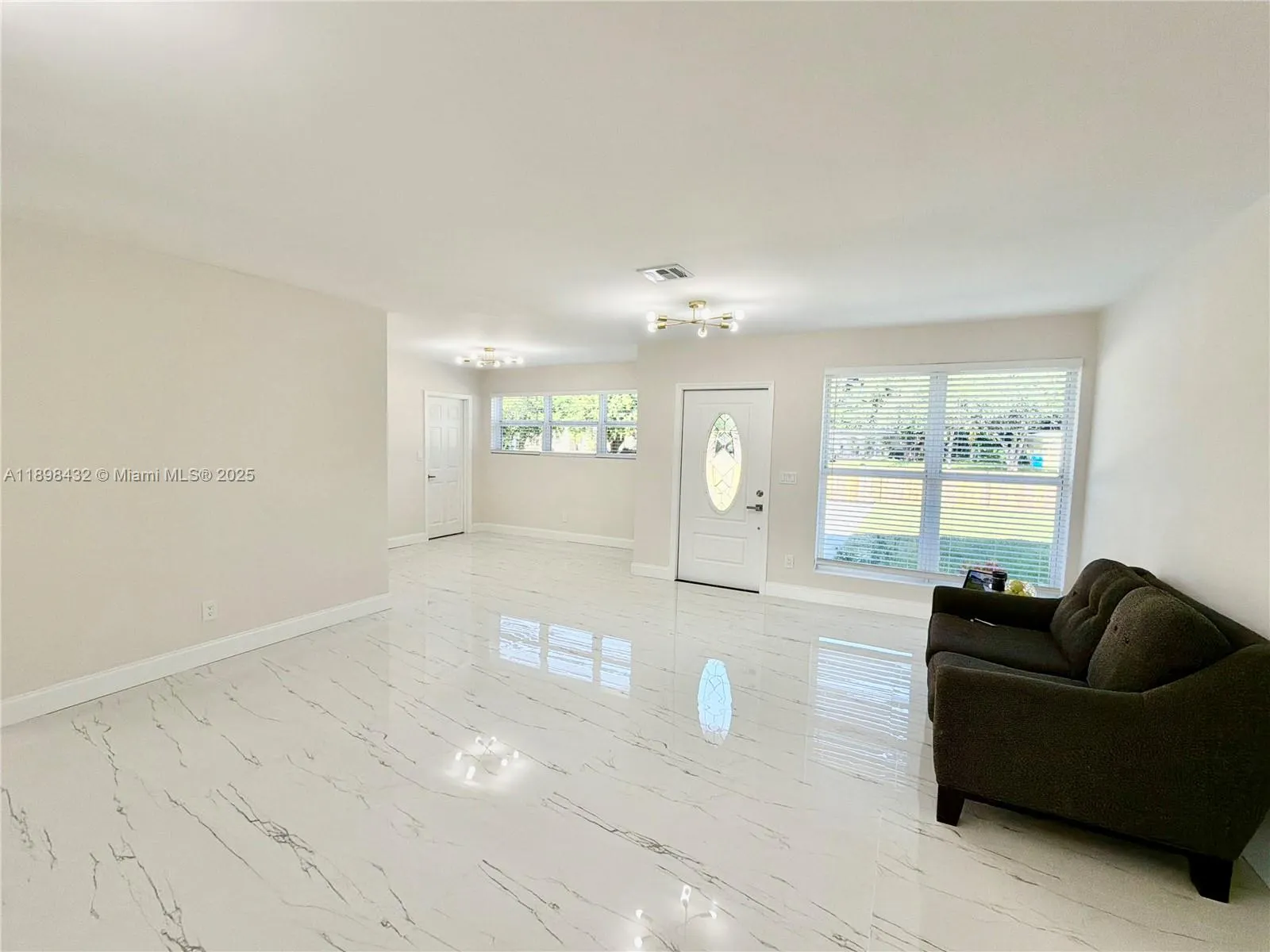 124 Harvard Rd