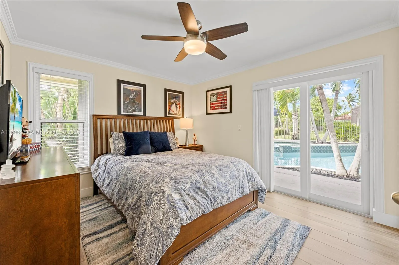 985 Spoonbill Cir