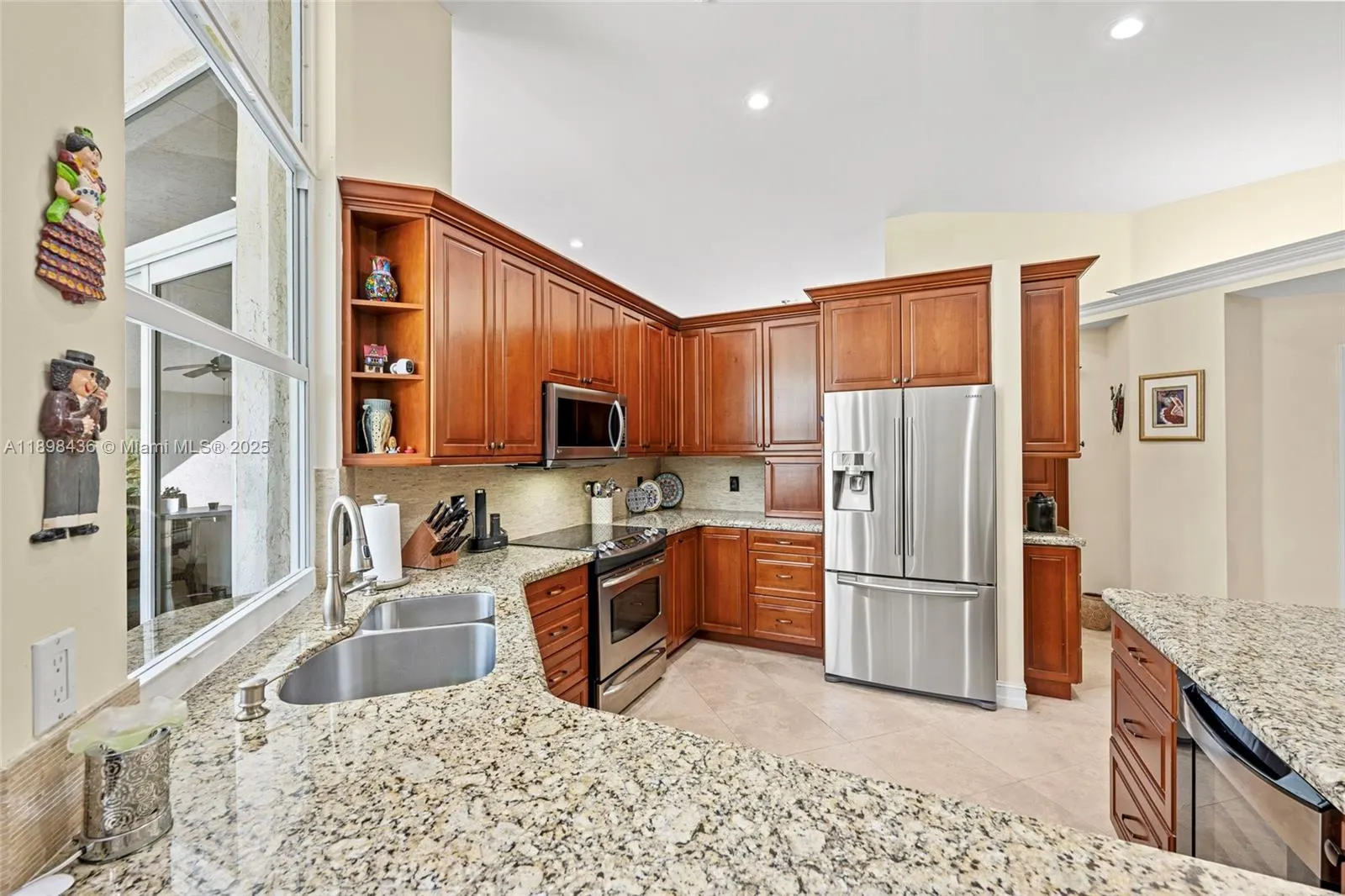 985 Spoonbill Cir