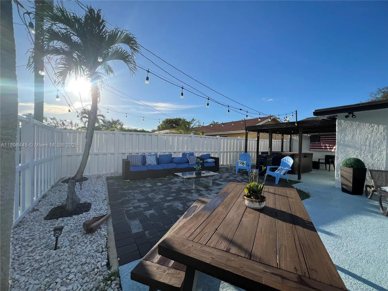 11370 NW 46th Pl