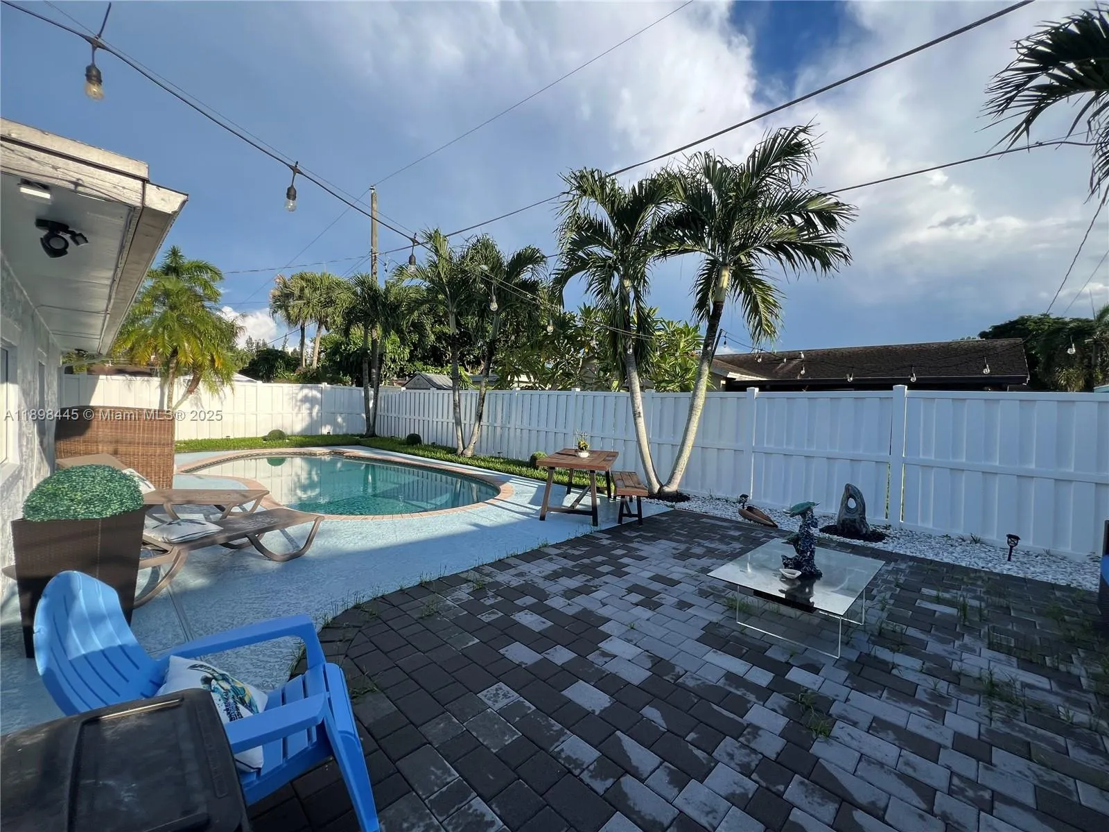 11370 NW 46th Pl