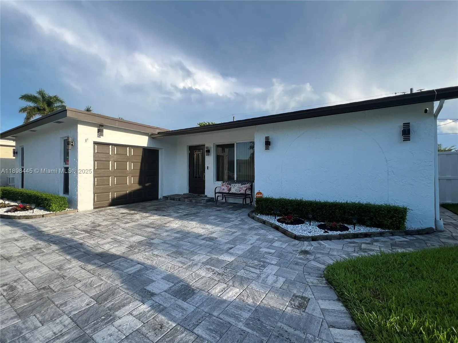11370 NW 46th Pl