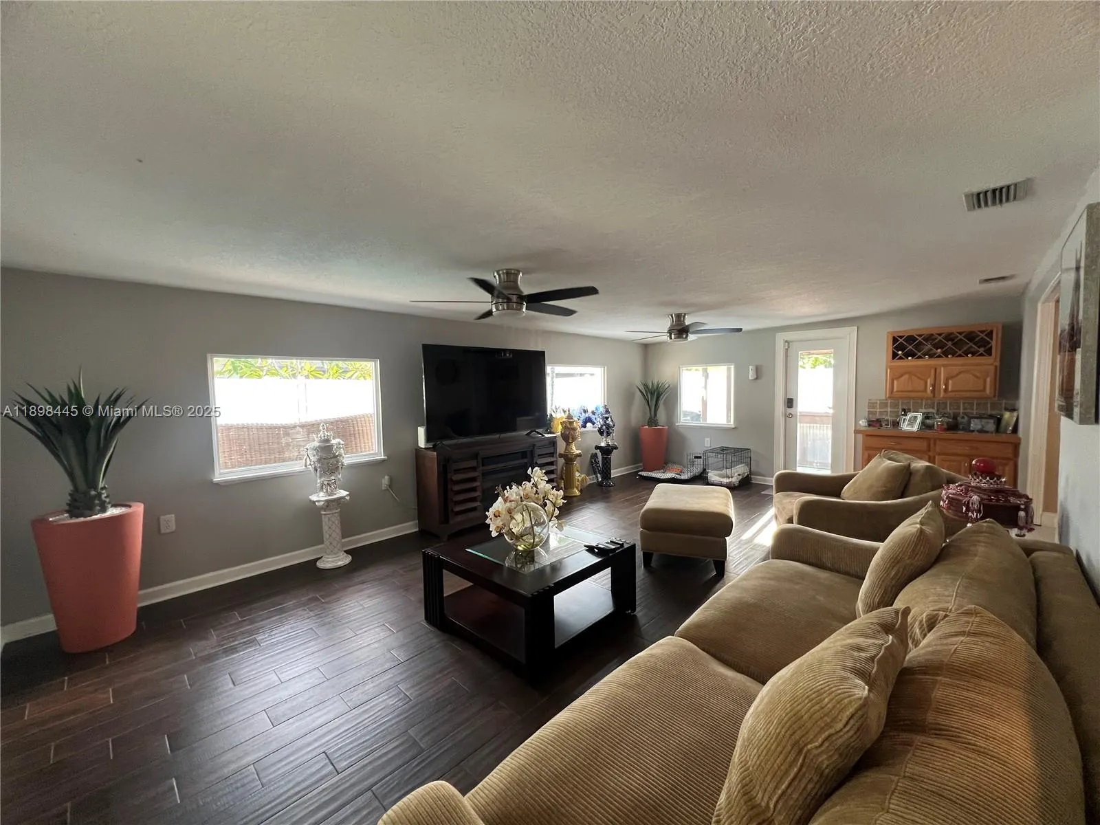 11370 NW 46th Pl