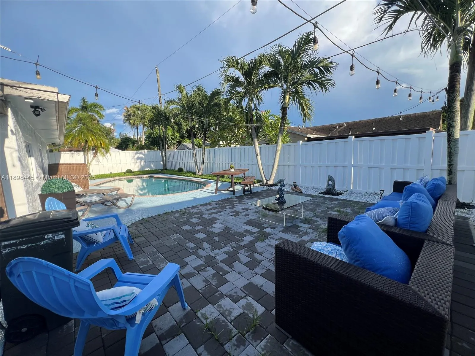 11370 NW 46th Pl