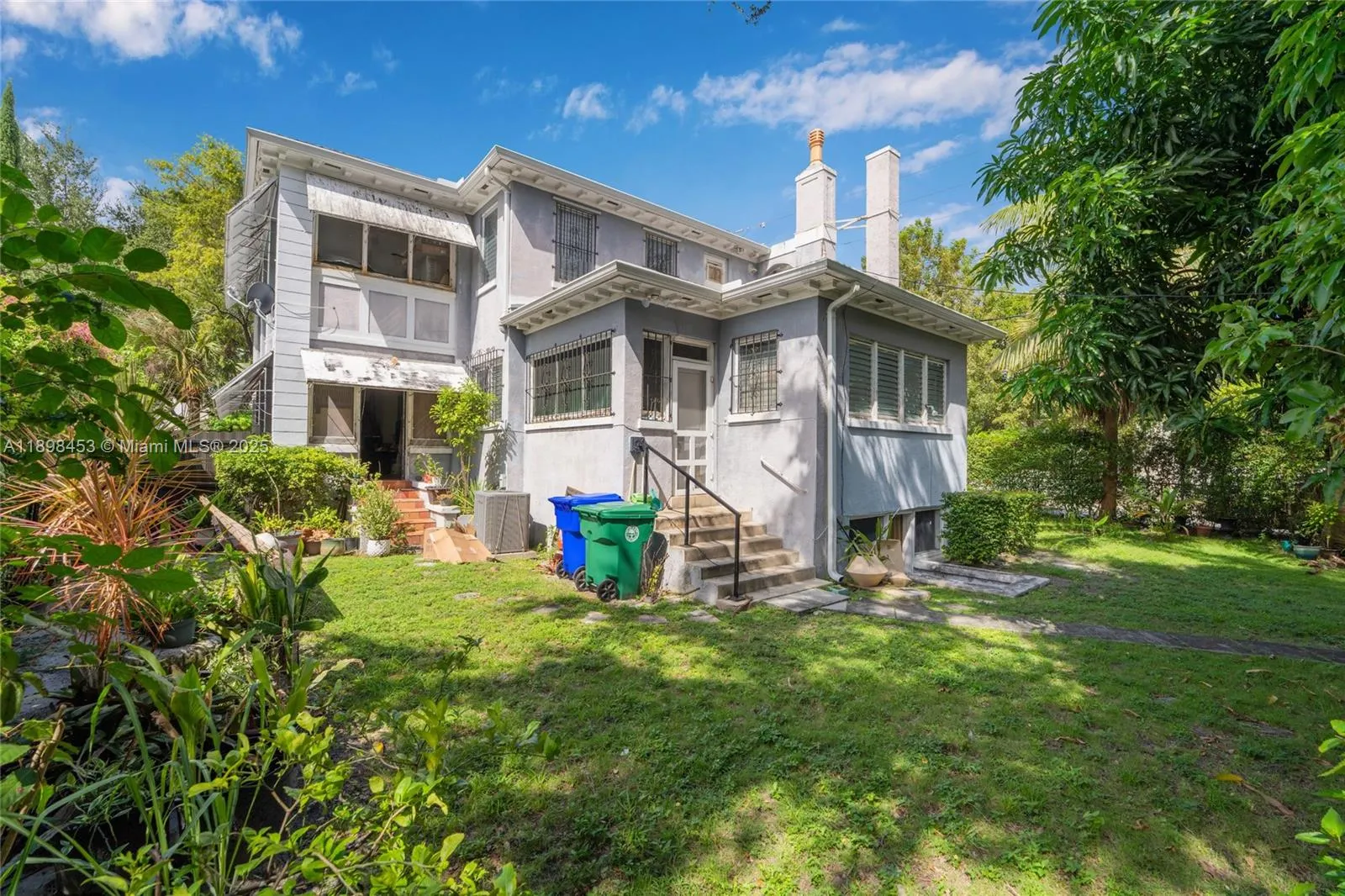 405 SW 11th Ave