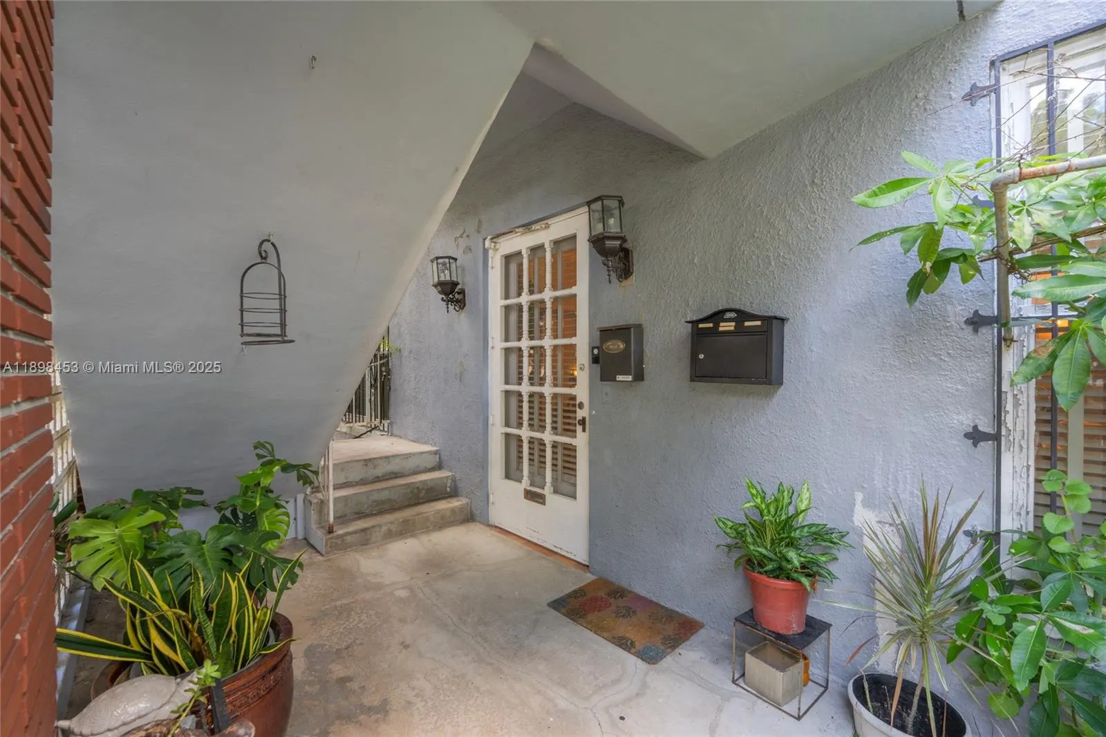 405 SW 11th Ave