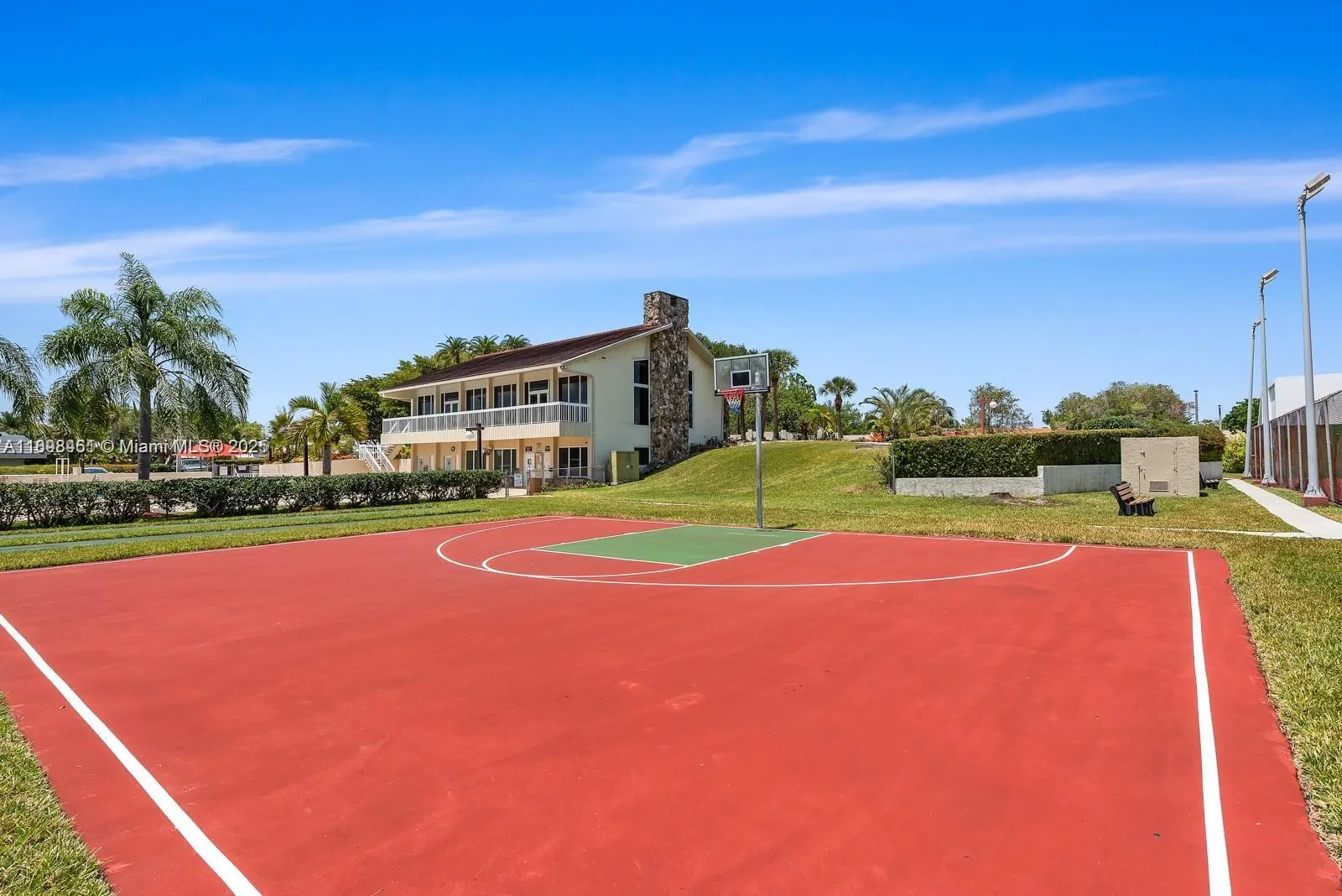 7900 Camino Cir, #493