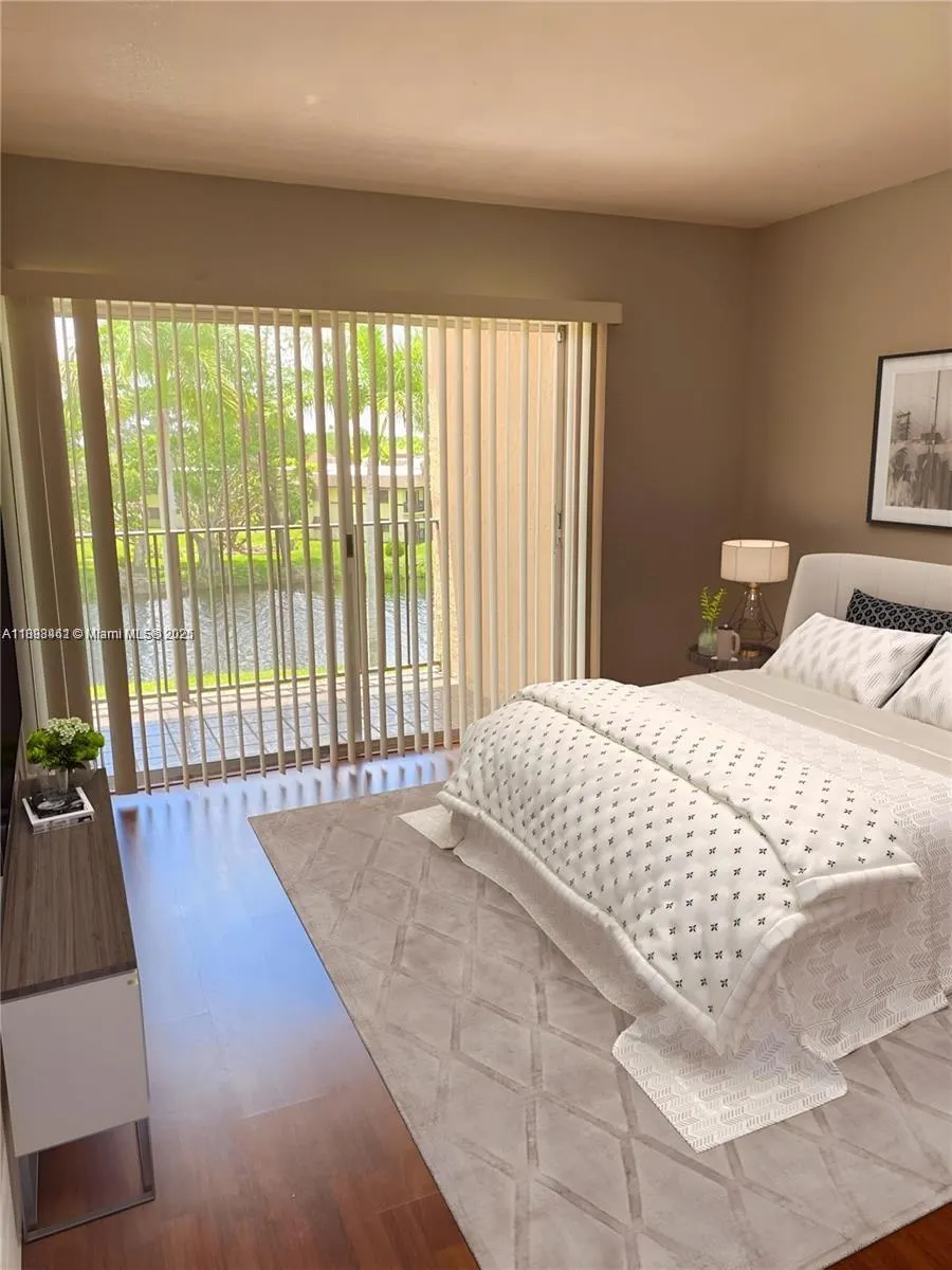 7900 Camino Cir, #493