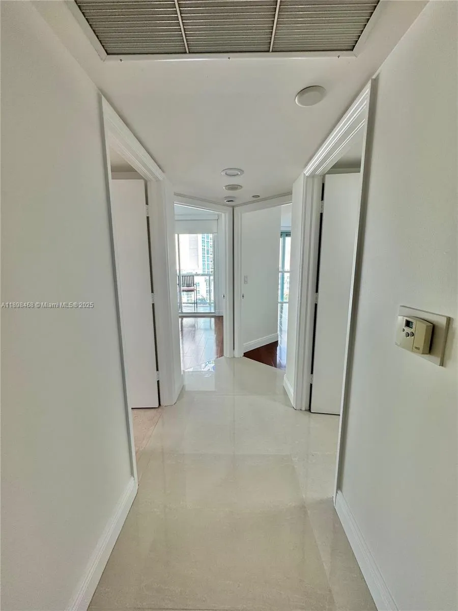 16500 Collins Ave, #656