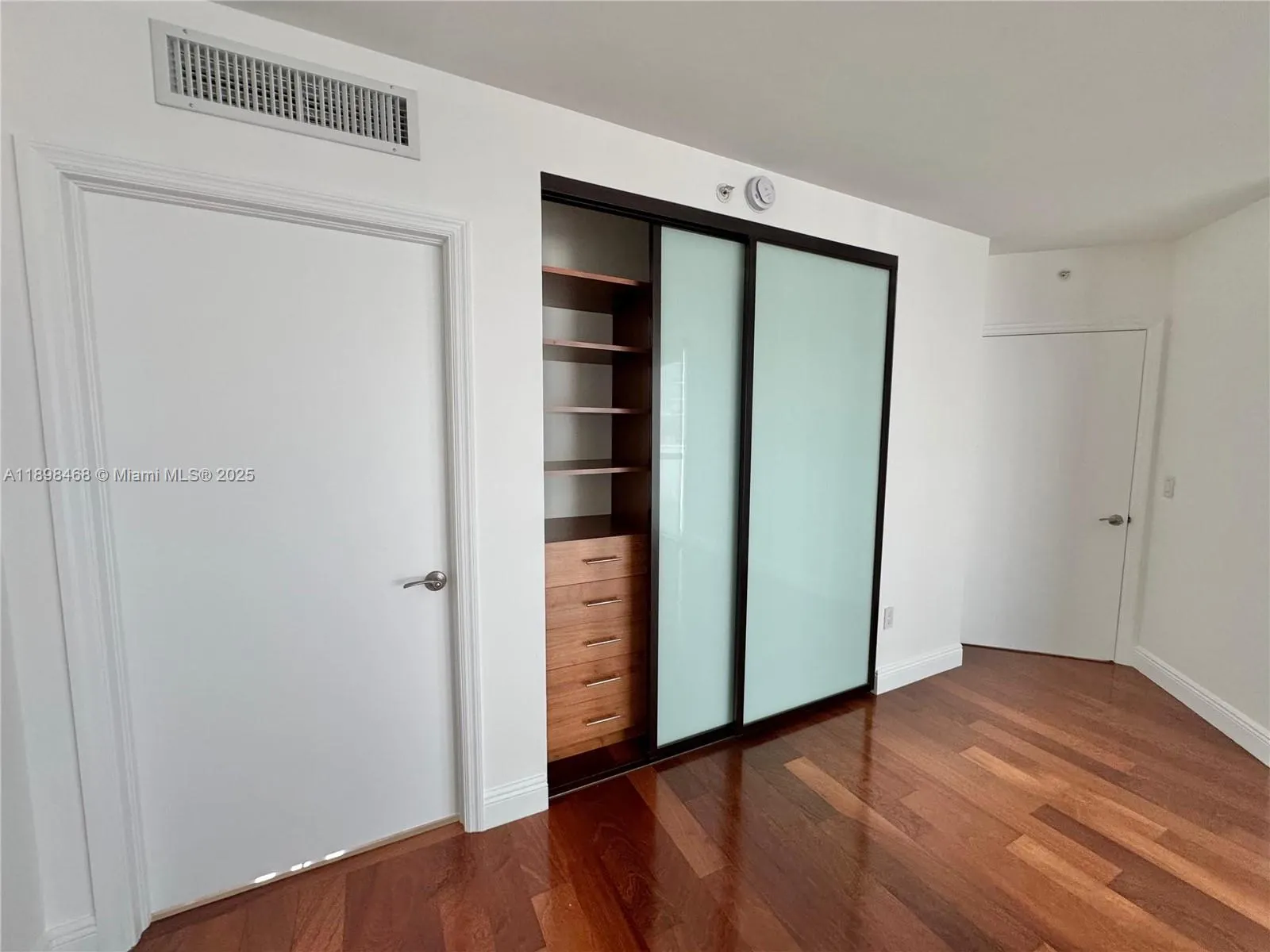 16500 Collins Ave, #656