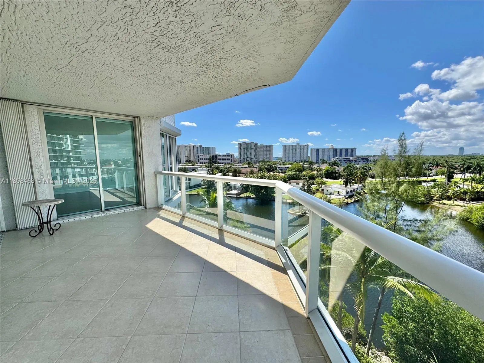 16500 Collins Ave, #656