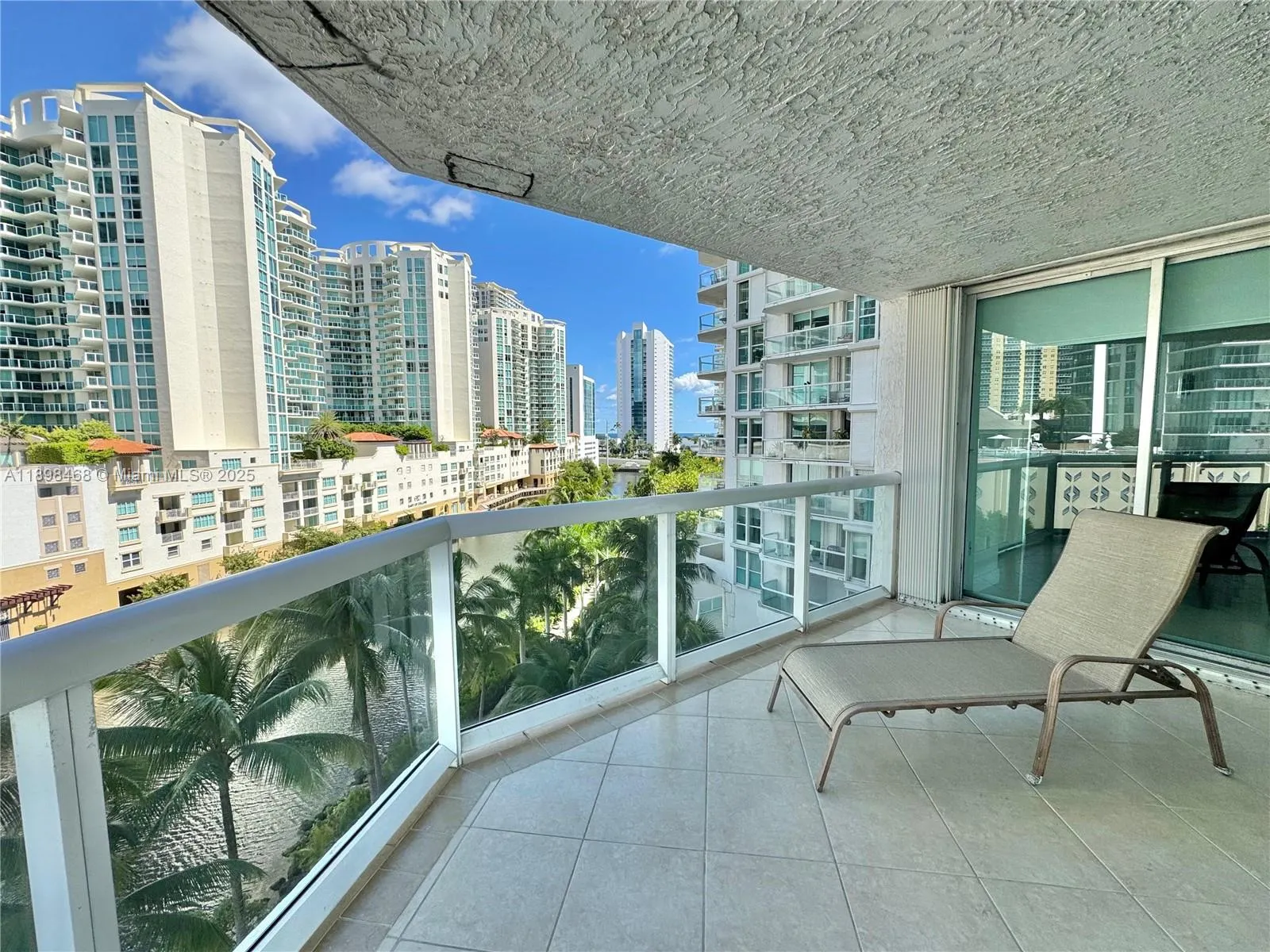 16500 Collins Ave, #656