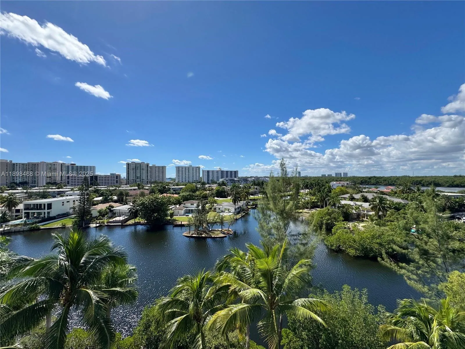 16500 Collins Ave, #656