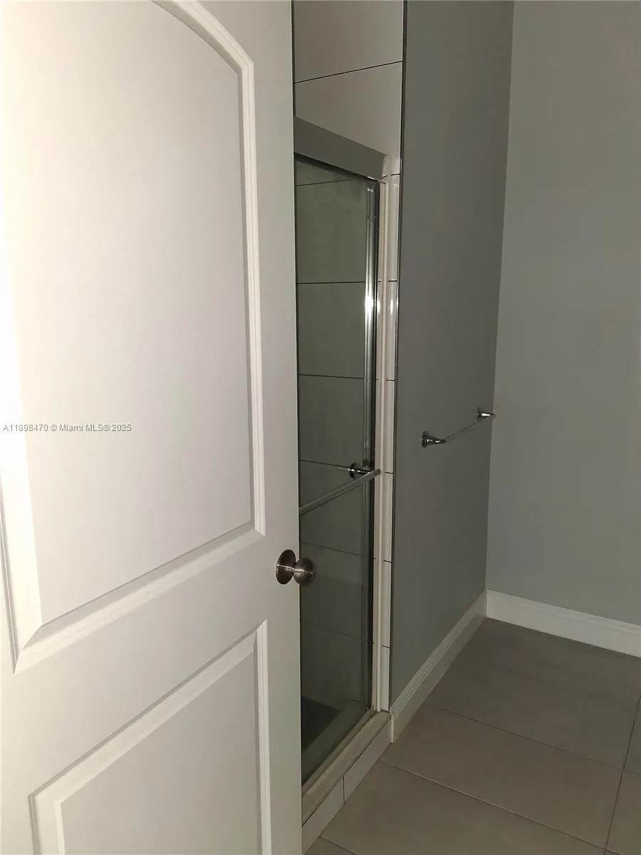 488 NW 40th Ct, #488