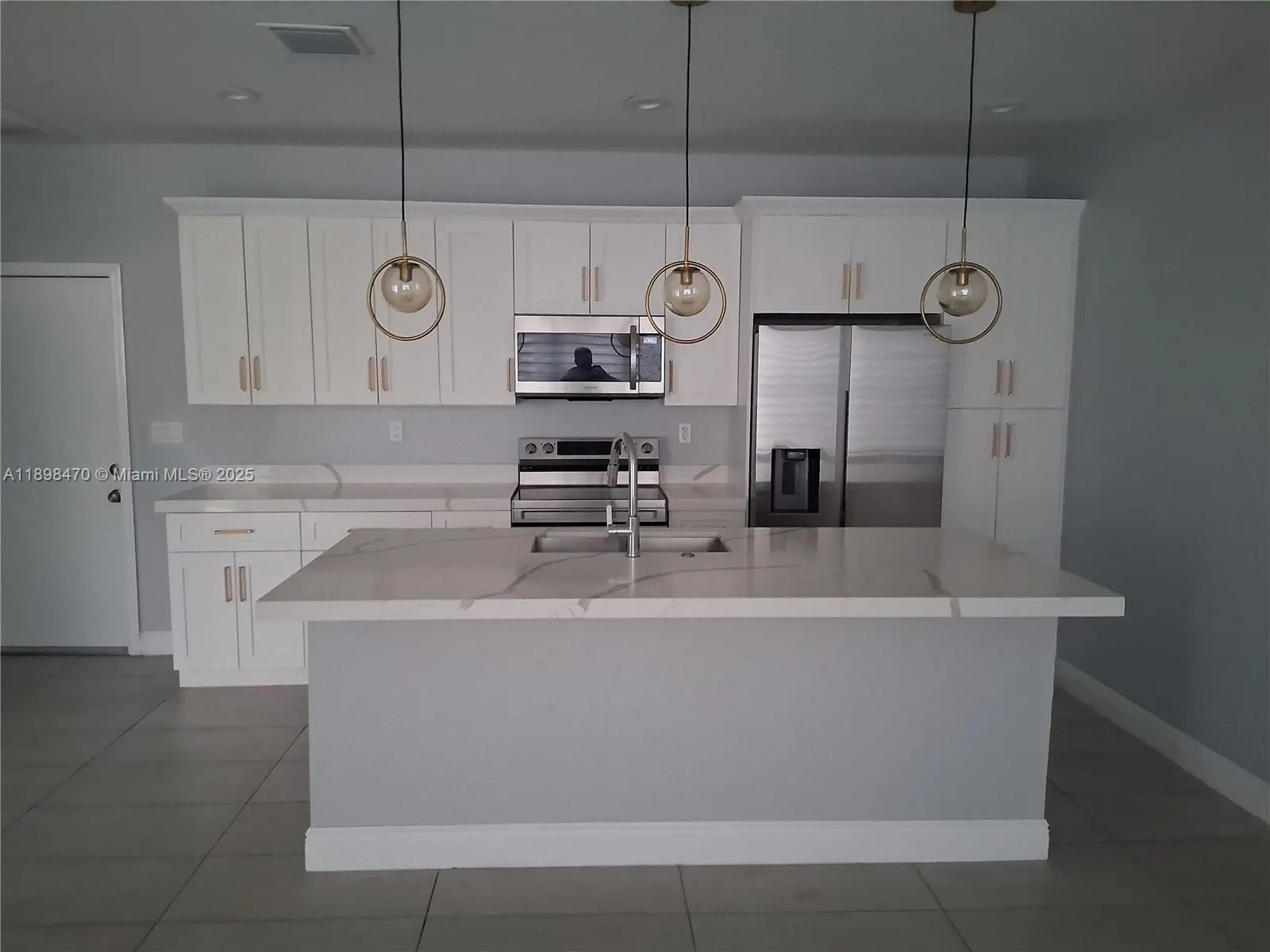 488 NW 40th Ct, #488