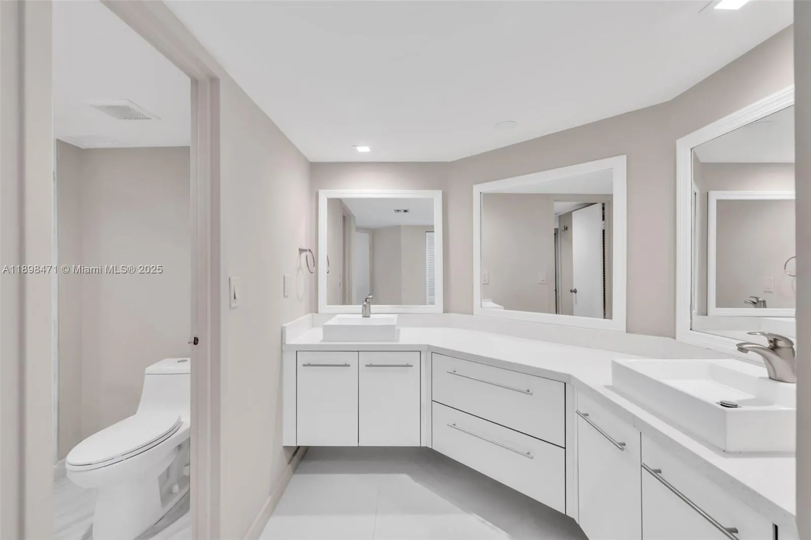 2333 Brickell Ave, #1701