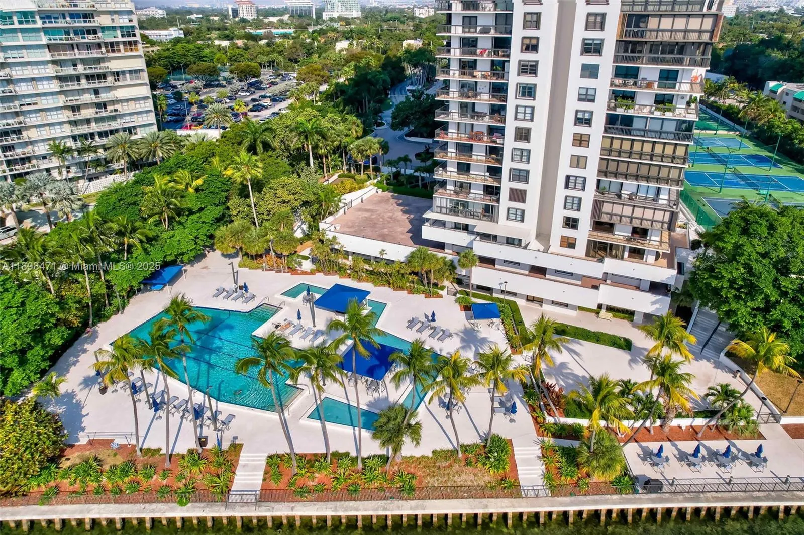 2333 Brickell Ave, #1701