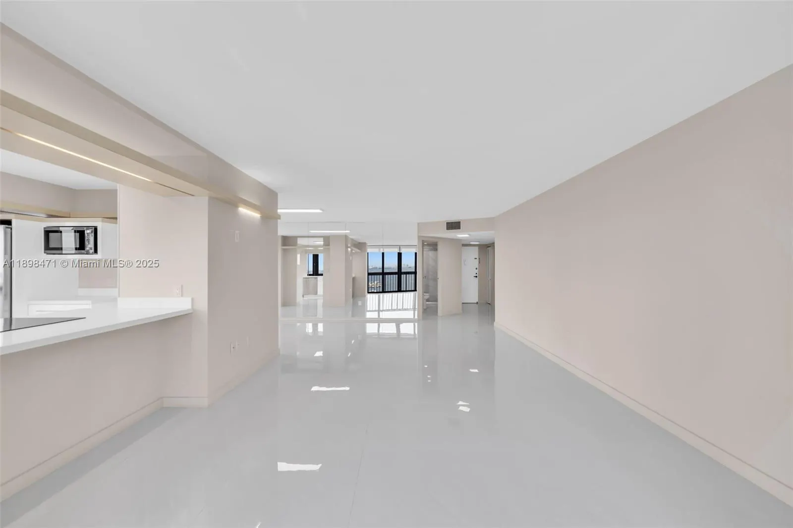 2333 Brickell Ave, #1701