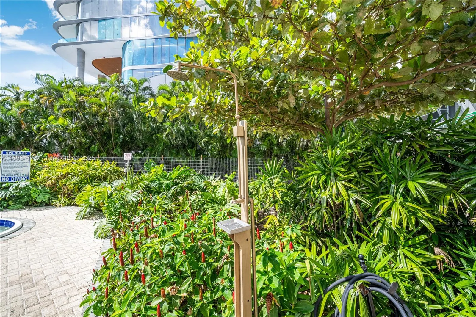 2451 Brickell Ave, #6N