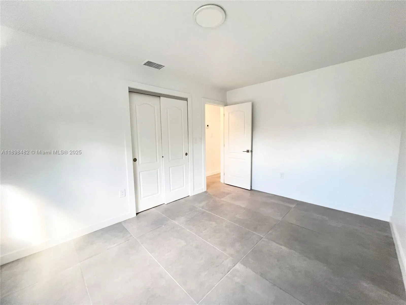 2827 SW 24th St, #2728