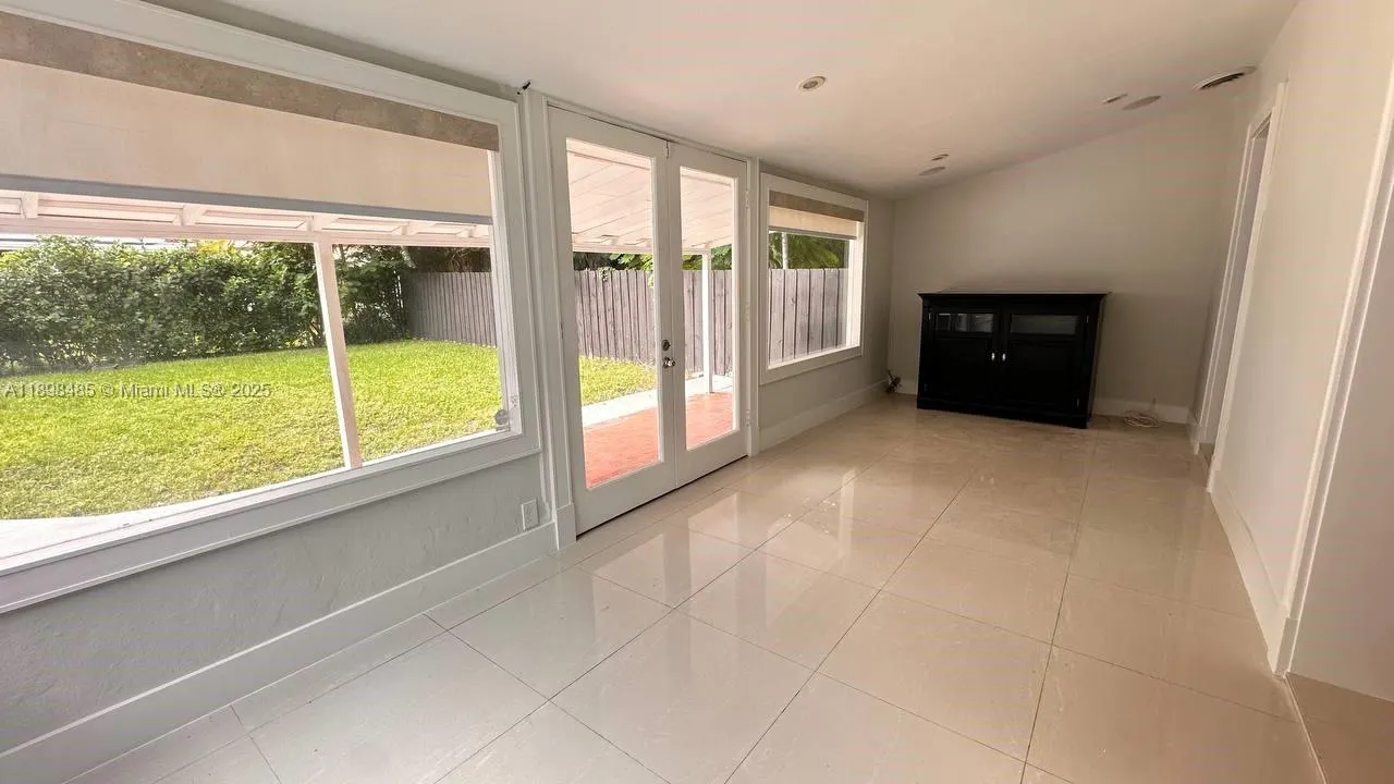 2474 SW 24th Ter