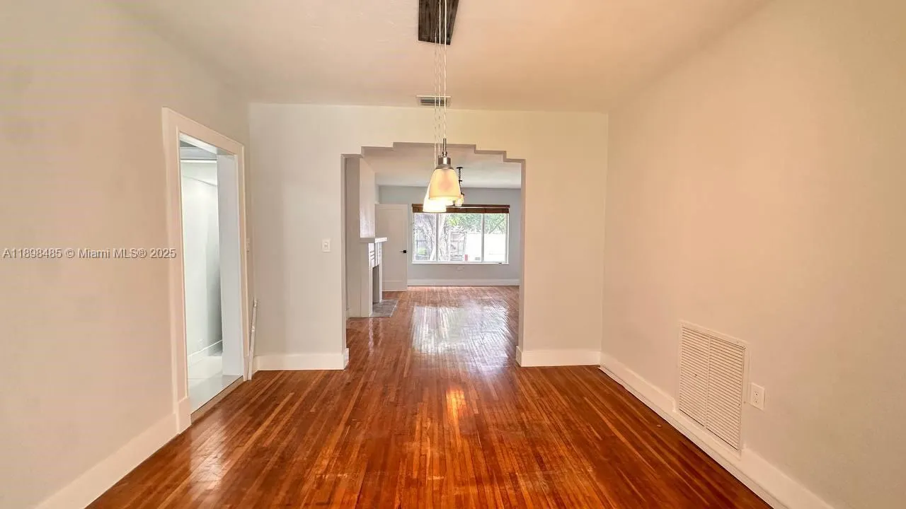 2474 SW 24th Ter