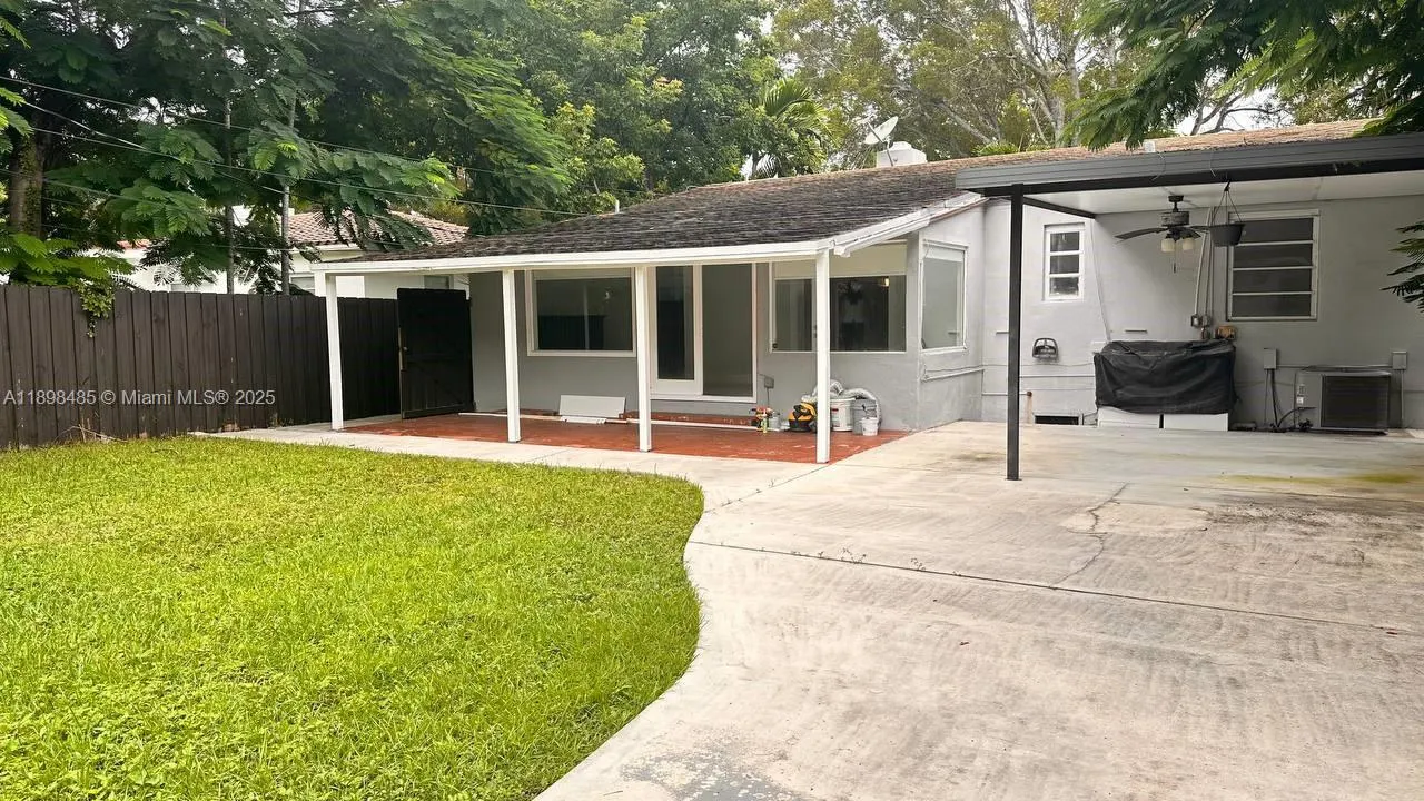 2474 SW 24th Ter