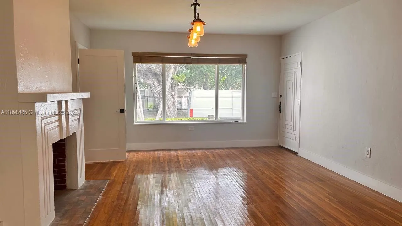 2474 SW 24th Ter