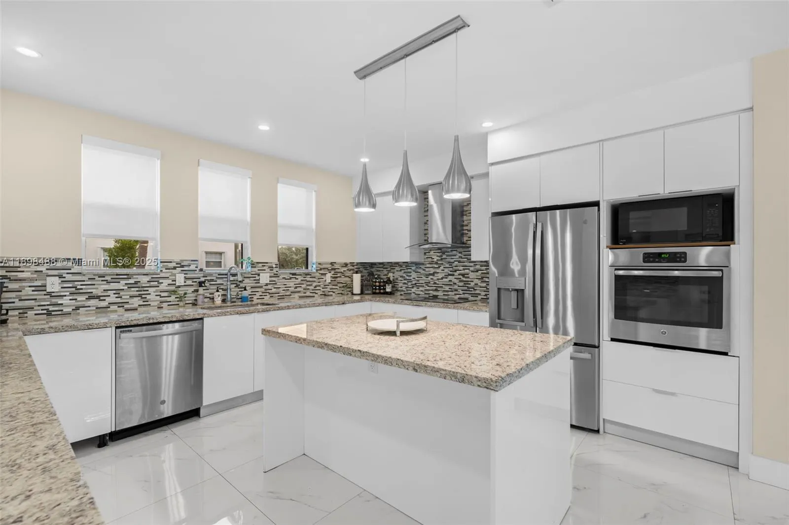 1930 SW 12th Ave