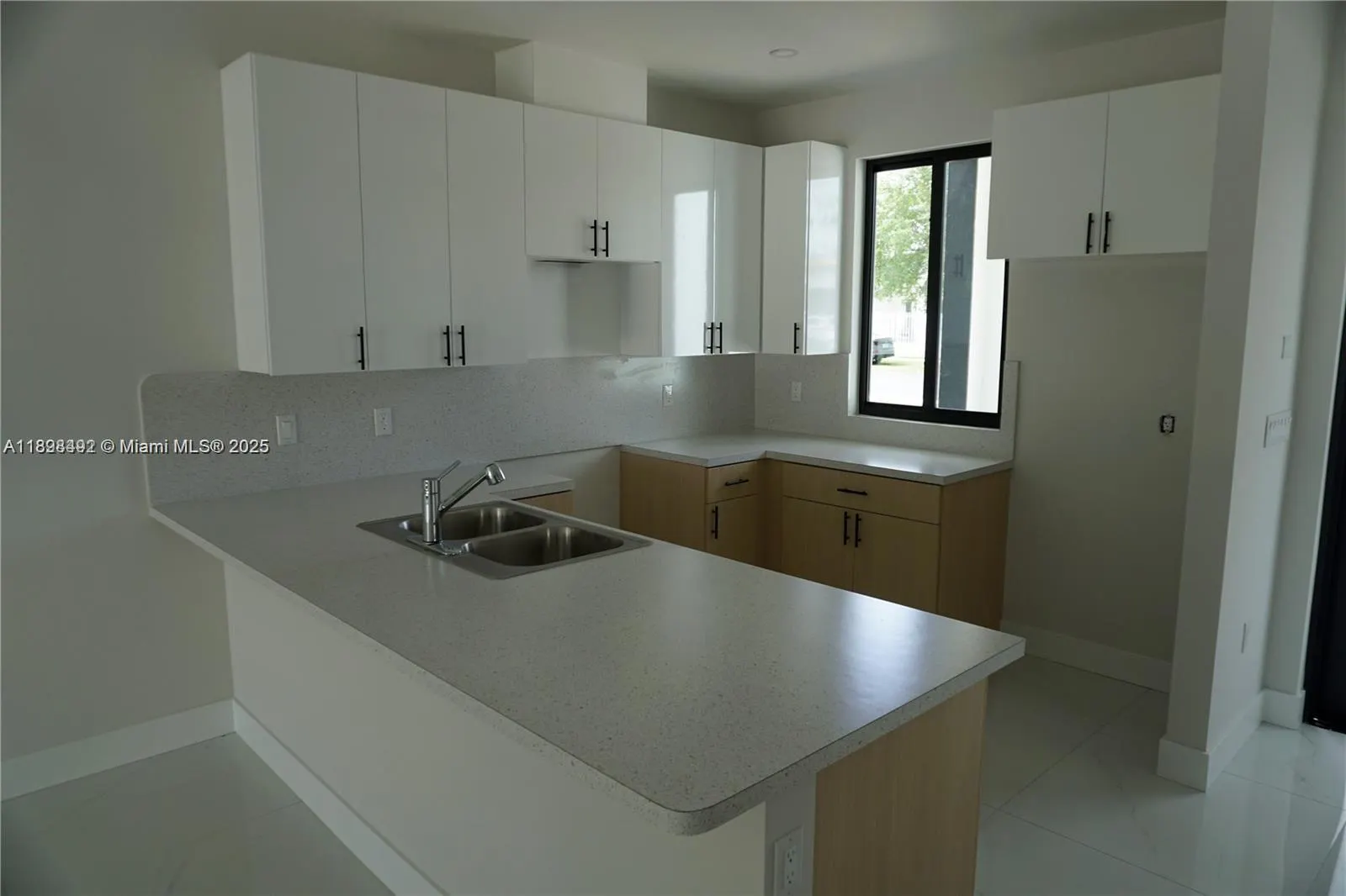 12389 SW 220 ST
