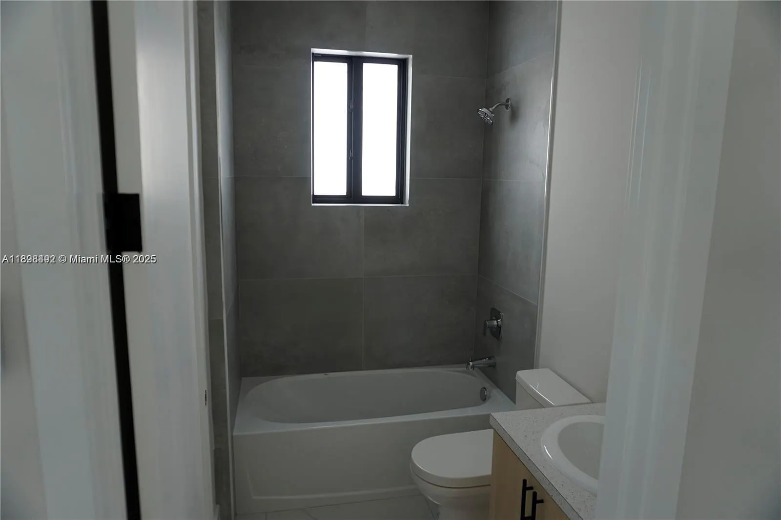12389 SW 220 ST